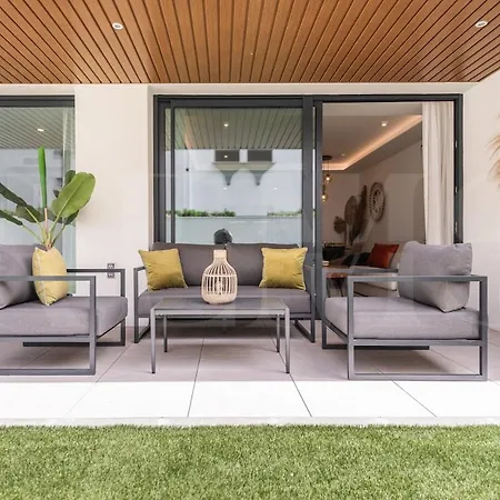 Stylish With Terrace, Pool And Parking Rems * Fuengirola