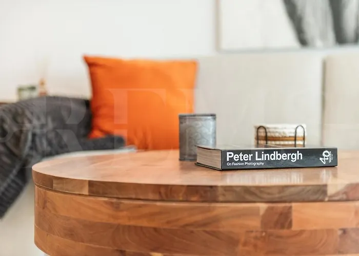 Stylish With Terrace, Pool And Parking Rems Fuengirola